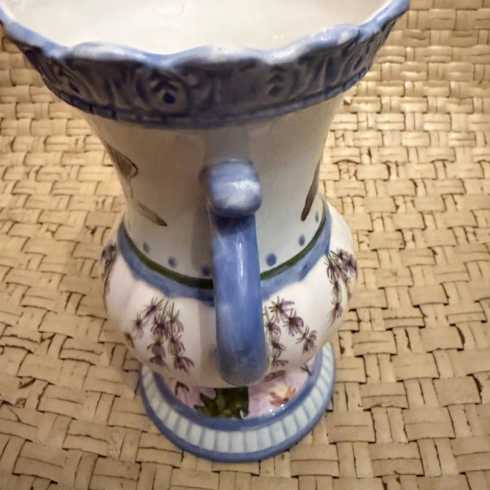 Bunny Blue and White Ceramic Art Piece Urn / Vase Dana Design Meadow - Picture 4 of 8
